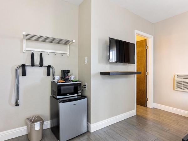 Hotel Aqua Mar : photo 1 de la chambre chambre lit queen-size