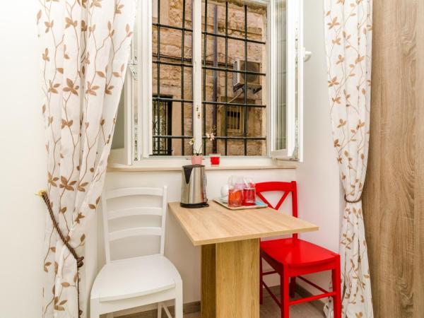 Rooms Tezoro : photo 3 de la chambre chambre double – vue sur ville