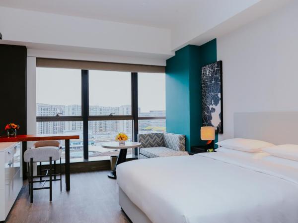 Hyatt Centric Lakeside Ningbo : photo 2 de la chambre chambre lit king-size deluxe - vue sur lac
