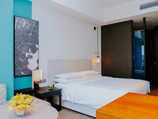 Hyatt Centric Lakeside Ningbo : photo 4 de la chambre chambre lit king-size deluxe - vue sur lac