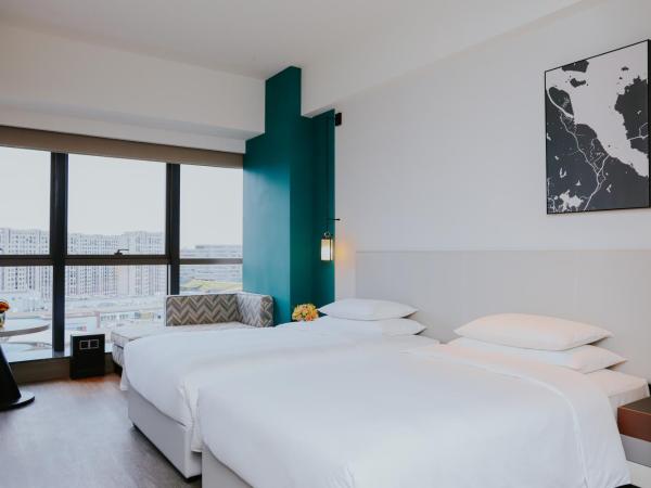 Hyatt Centric Lakeside Ningbo : photo 4 de la chambre chambre lits jumeaux - vue sur lac