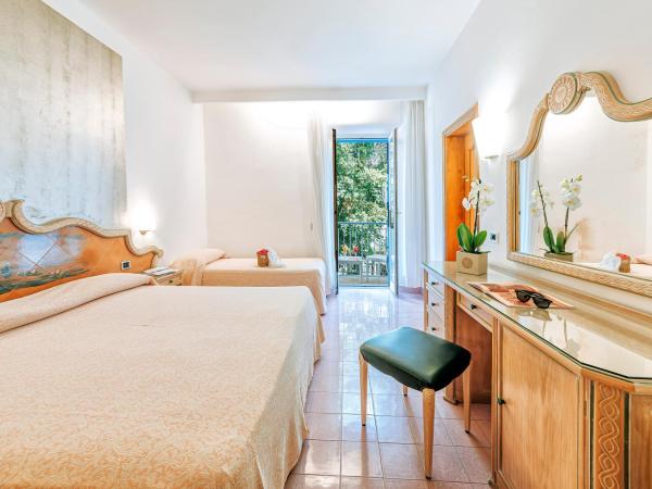 Hotel Parco Smeraldo Terme : photo 3 de la chambre chambre triple