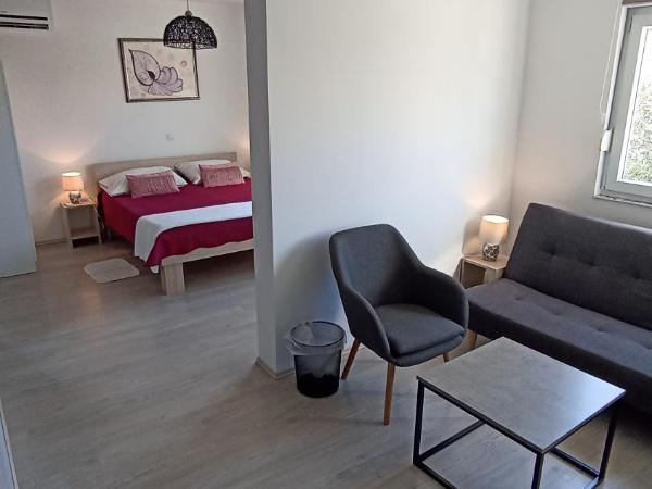 Sobe Dragić : photo 3 de la chambre chambre double deluxe (2 adultes + 1 enfant)