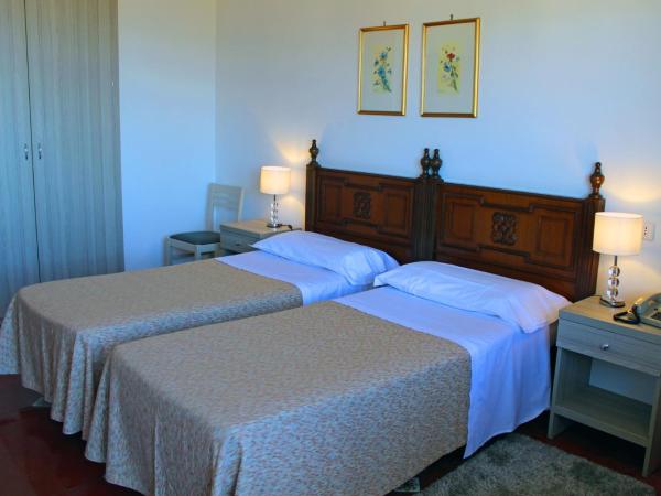 Hotel Mediterranée : photo 3 de la chambre chambre double ou lits jumeaux standard - vue sur jardin