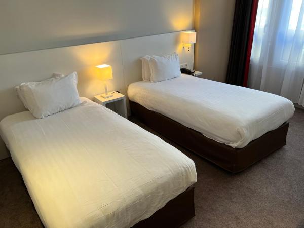 Holiday Inn Paris-Auteuil, an IHG Hotel : photo 8 de la chambre chambre double standard