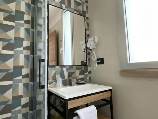 Bari Airport Rooms : photo 9 de la chambre chambre double - vue sur jardin