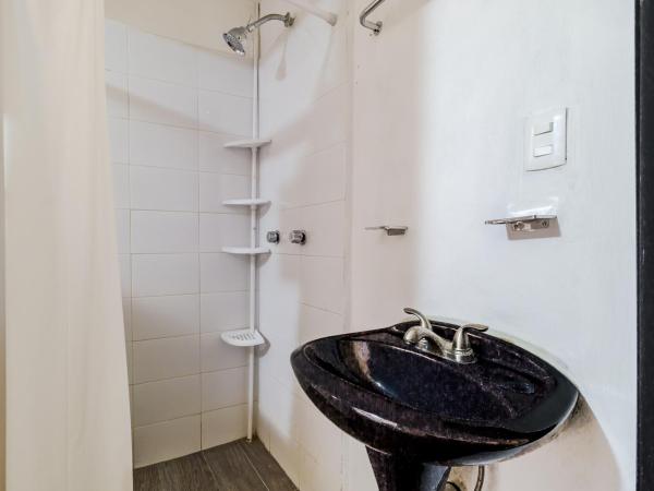 Ayenda Los Colorines de Coyoacán : photo 10 de la chambre chambre double