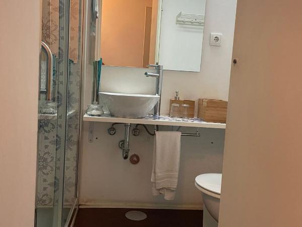 Linha 22 : photo 10 de la chambre chambre double supérieure avec balcon