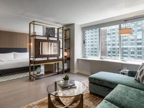 Thompson Central Park New York, by Hyatt : photo 5 de la chambre suite studio lit king-size