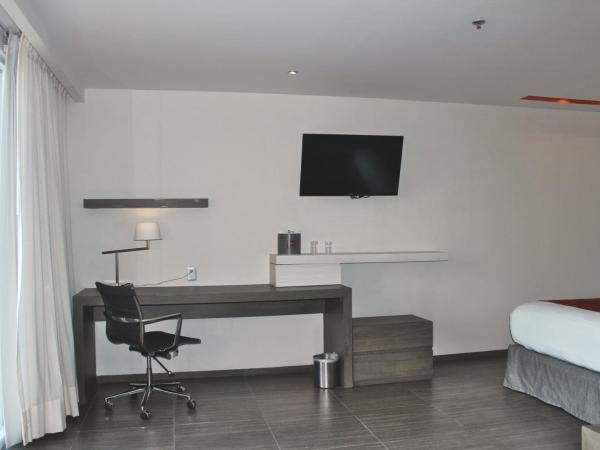 Real Inn Cancún : photo 2 de la chambre suite junior - vue sur boulevard