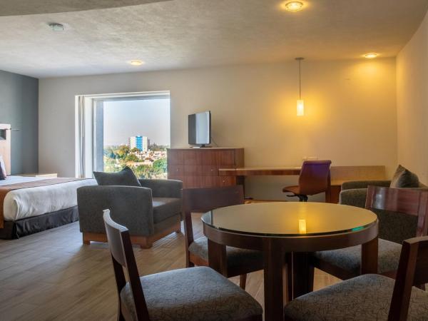 Real Inn Guadalajara Expo : photo 1 de la chambre suite junior