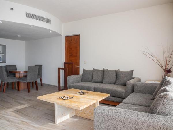 Real Inn Guadalajara Expo : photo 7 de la chambre suite master