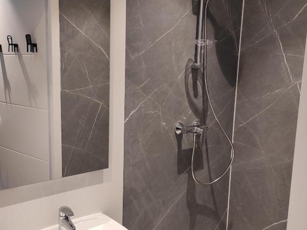 Le Clos de la Commanderie : photo 10 de la chambre chalet 1 chambre