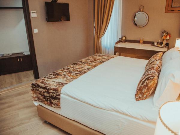 ATLAS OTELİ : photo 6 de la chambre suite lit king-size