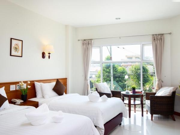 Kanchanaburi City Hotel - SHA Extra Plus : photo 2 de la chambre chambre lits jumeaux supérieure
