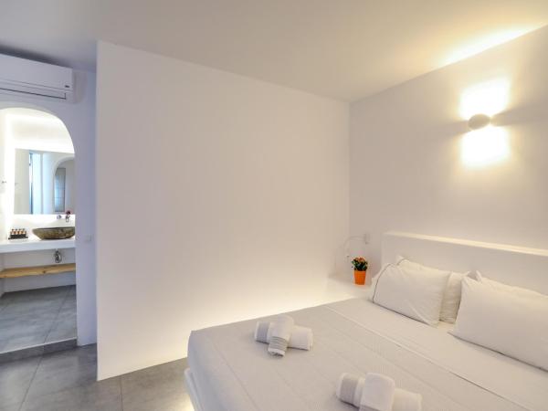 Petinaros Hotel : photo 6 de la chambre chambre quadruple standard