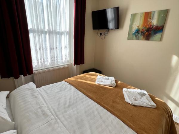 Melbourne House Hotel : photo 9 de la chambre chambre double avec salle de bains privative