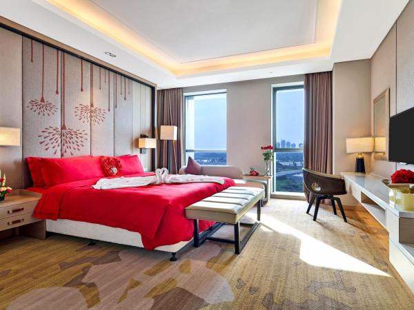 Holiday Inn Chengdu Qinhuang, an IHG Hotel : photo 6 de la chambre suite 1 chambre lit king-size - Étage supérieur