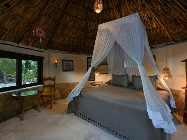 Diamante K - Inside Tulum National Park : photo 2 de la chambre bungalow Économique avec salle de bains commune