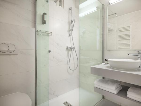 Maistra Select Island Hotel Katarina : photo 1 de la chambre chambre double standard