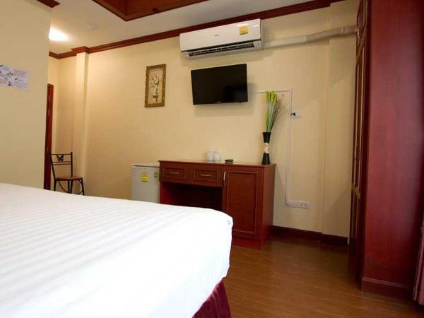 Bluebird Inn Pattaya : photo 5 de la chambre chambre lit king-size standard