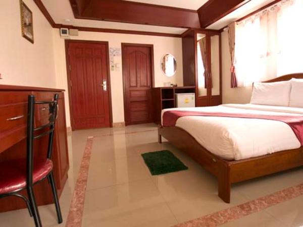 Bluebird Inn Pattaya : photo 2 de la chambre chambre double deluxe