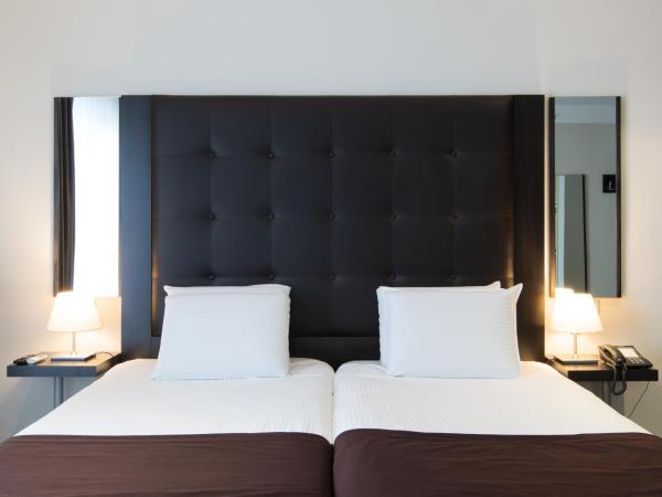 Hotel Chambord : photo 10 de la chambre chambre affaires lits jumeaux