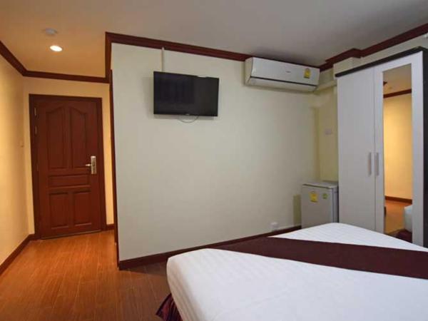 Bluebird Inn Pattaya : photo 3 de la chambre petite chambre double