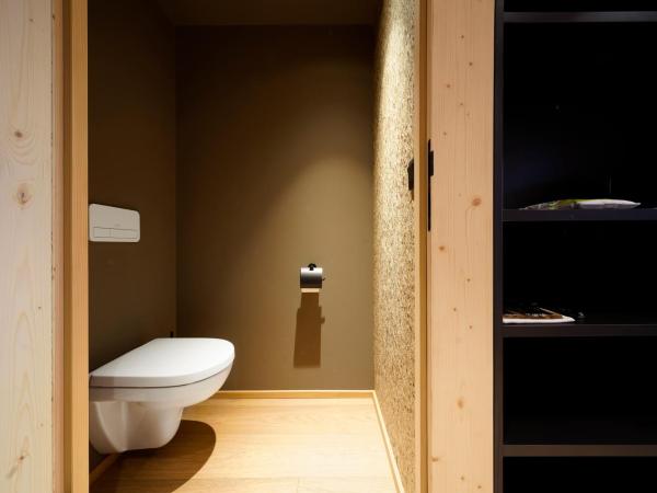 numa l Wood Rooms & Apartments : photo 10 de la chambre medium studio with kitchenette