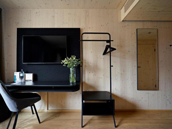 numa l Wood Rooms & Apartments : photo 2 de la chambre medium studio with kitchenette