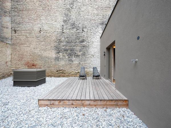 numa l Wood Rooms & Apartments : photo 4 de la chambre studio avec terrasse