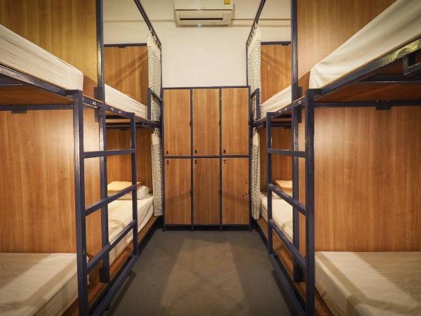 Hoft Hostel Bangkok : photo 3 de la chambre lit dans dortoir mixte de 8 lits