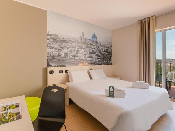 B&B Hotel Firenze City Center : photo 1 de la chambre chambre double avec terrasse