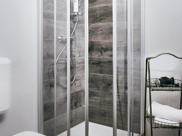 Boutique-Gasthof Ueberfuhr : photo 1 de la chambre chambre simple avec salle de bains