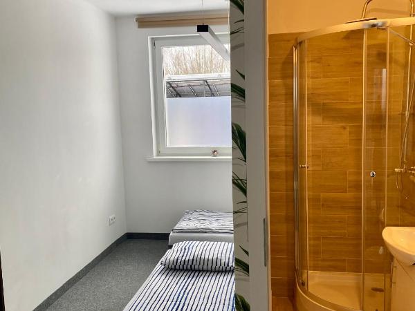 Astra Katowice - Aparthotel : photo 7 de la chambre chambre double classique