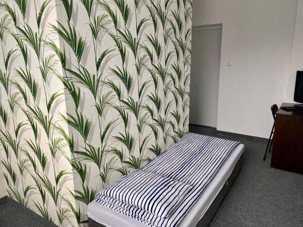 Astra Katowice - Aparthotel : photo 4 de la chambre chambre double classique