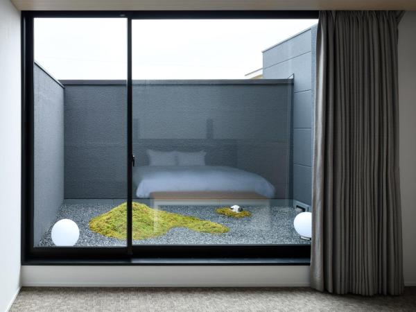 HOTEL KYOTOLOGY : photo 4 de la chambre deluxe king room with shower - no cleaning for consecutive night stays