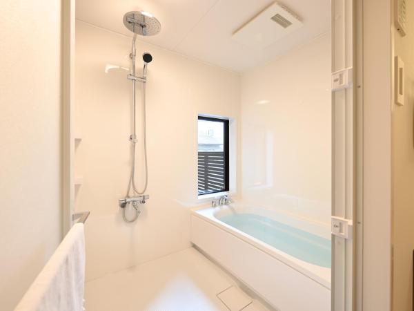 HOTEL KYOTOLOGY : photo 5 de la chambre deluxe king room with bath - no cleaning for consecutive night stays