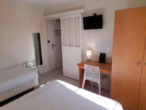 Contact Hotel de France : photo 8 de la chambre chambre triple