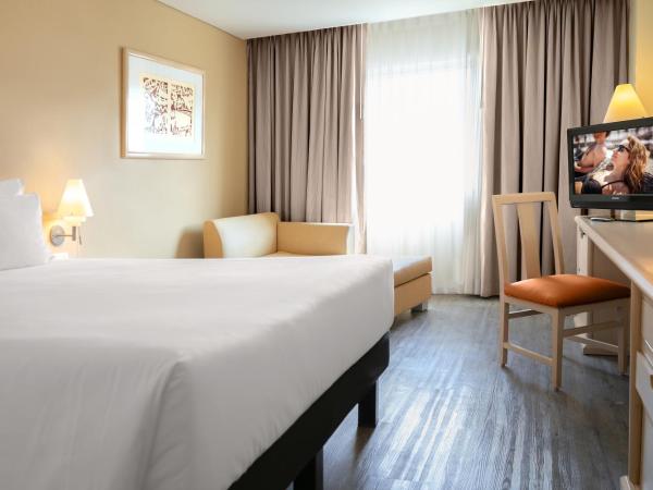 Novotel Monterrey Valle : photo 3 de la chambre chambre supérieure lit queen-size