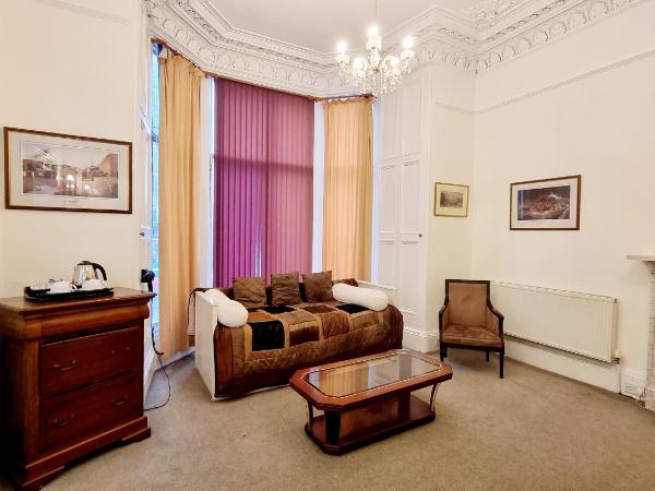 The Guards Hotel : photo 3 de la chambre suite