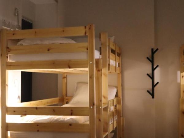 JUST SLEEP Hostel : photo 10 de la chambre lit superposé dans dortoir mixte de 12 lits
