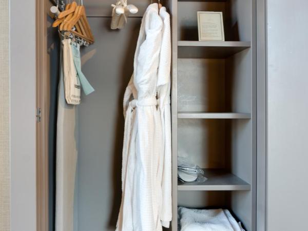 Hotel Arts Kensington : photo 9 de la chambre chambre lit king-size exécutive