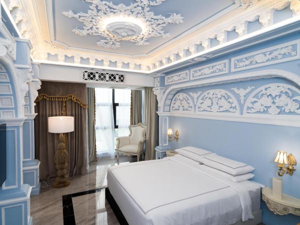 Arte by Thomas Chan : photo 3 de la chambre hébergement aigue-marine artisan