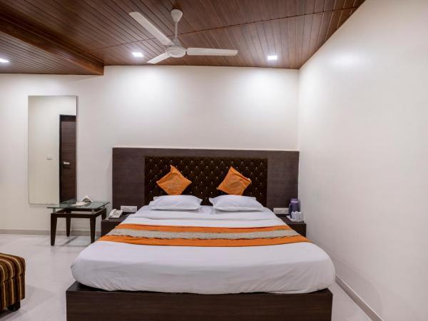 Hotel Ashish : photo 7 de la chambre chambre lit king-size supérieure