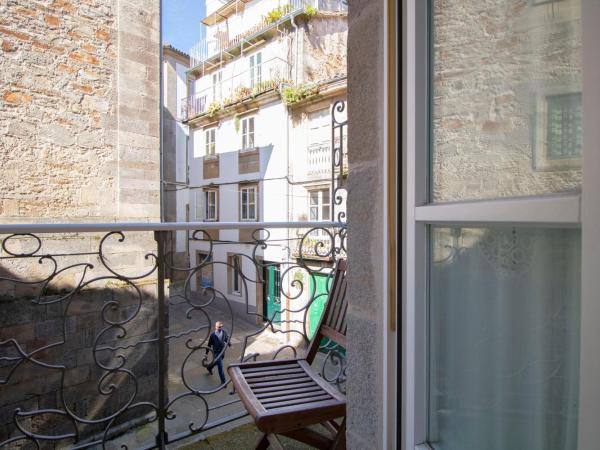 Hotel Alda San Bieito : photo 3 de la chambre chambre double avec balcon