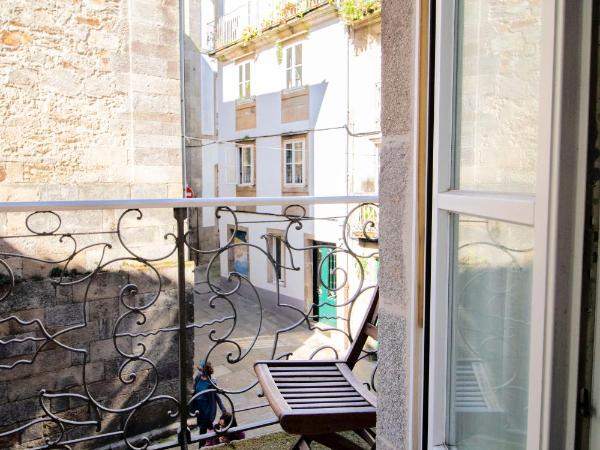 Hotel Alda San Bieito : photo 6 de la chambre chambre double avec balcon