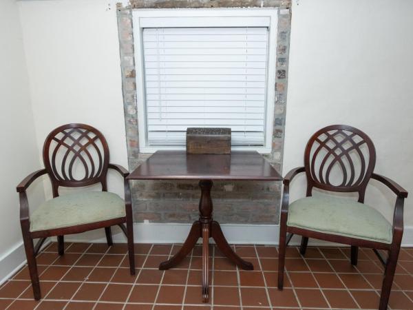 The Esplanade Guesthouse Mansion : photo 7 de la chambre chambre double avec terrasse