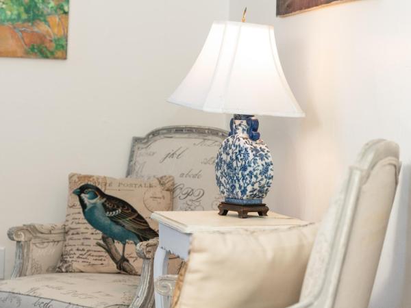 The Esplanade Guesthouse Mansion : photo 9 de la chambre appartement avec balcon