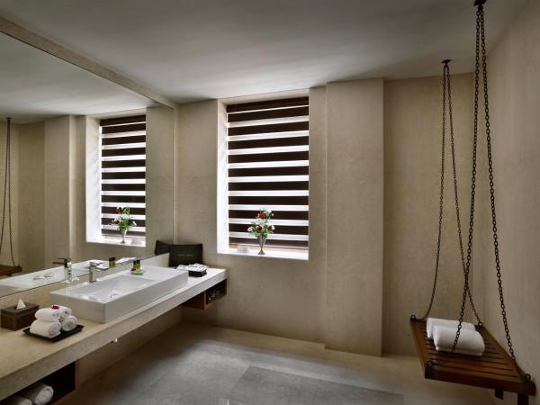 The Lalit Great Eastern Kolkata : photo 2 de la chambre edwardian luxury room